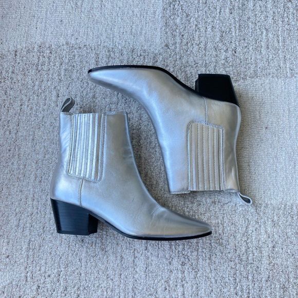 J. Crew Piper Ankle Boots in Metallic Leather Size 6 - Picture 2 of 8